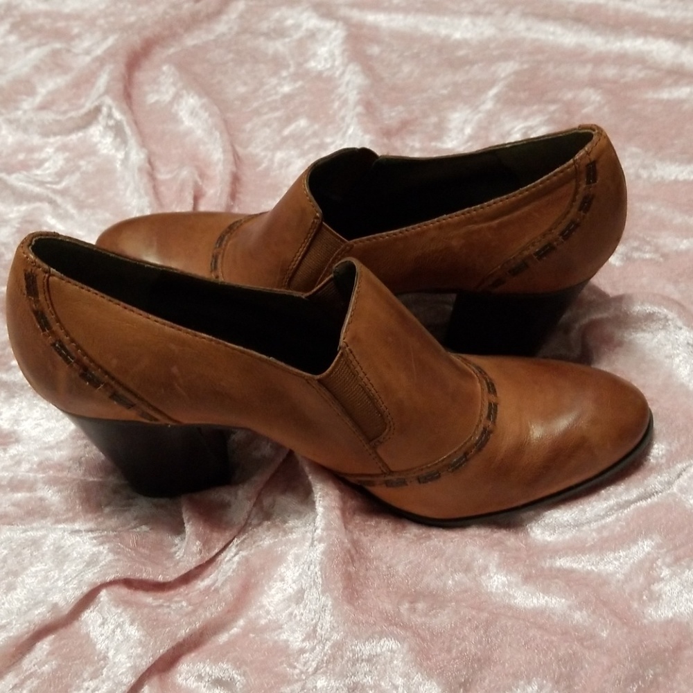 Ankle boot - Picture 3 of 8